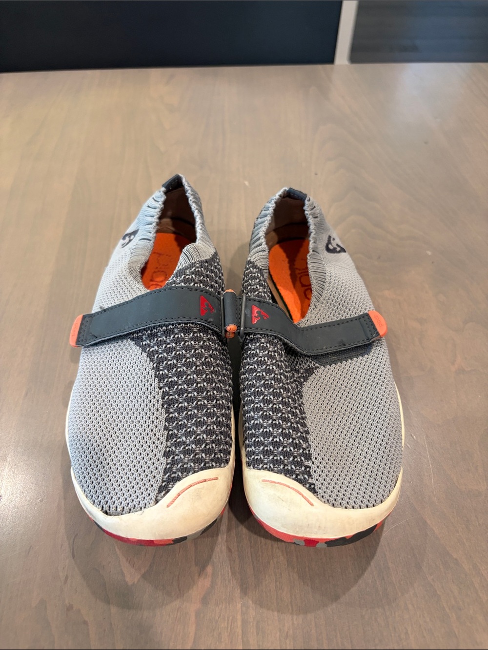 PLAE Elise Kids Slip-On Sneakers in Gray